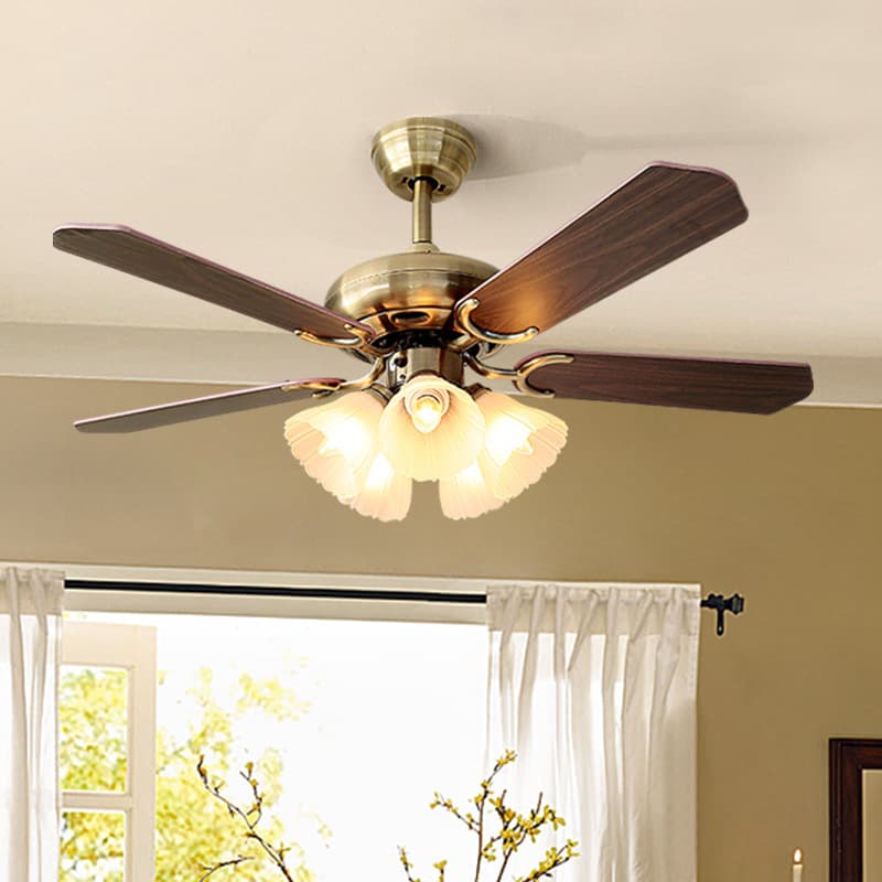 American-style fan light for dining room, integrated ceiling fan light with glass vintage design for living room and bedroom