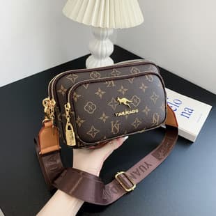 Premium Women's Bag 2025 New Style, Retro Handbag, Fashion Printed Single Shoulder Bag, Small Square Bag, Crossbody Chest Bag