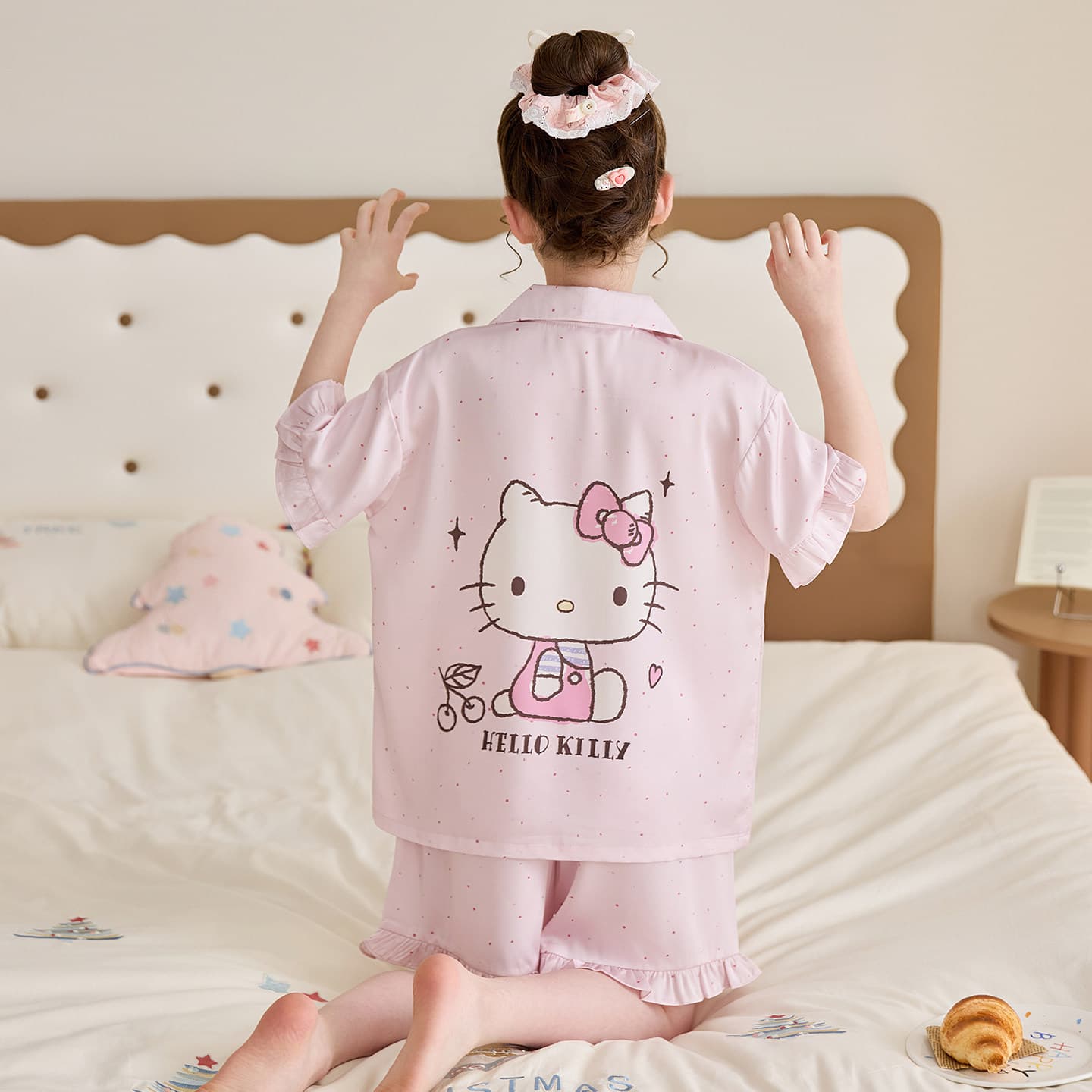 Girls' Pajamas 2026 New Summer Ice Silk Short Sleeve Lace Trim Set Cartoon Cute KT Cat Style Homewear
