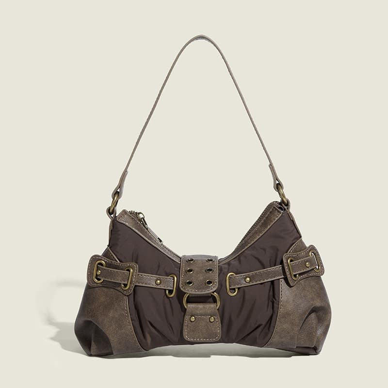 Retro distressed underarm bag, American style bag, 100% wasteland style, 2023 Autumn/Winter new shoulder handbag, studded baguette