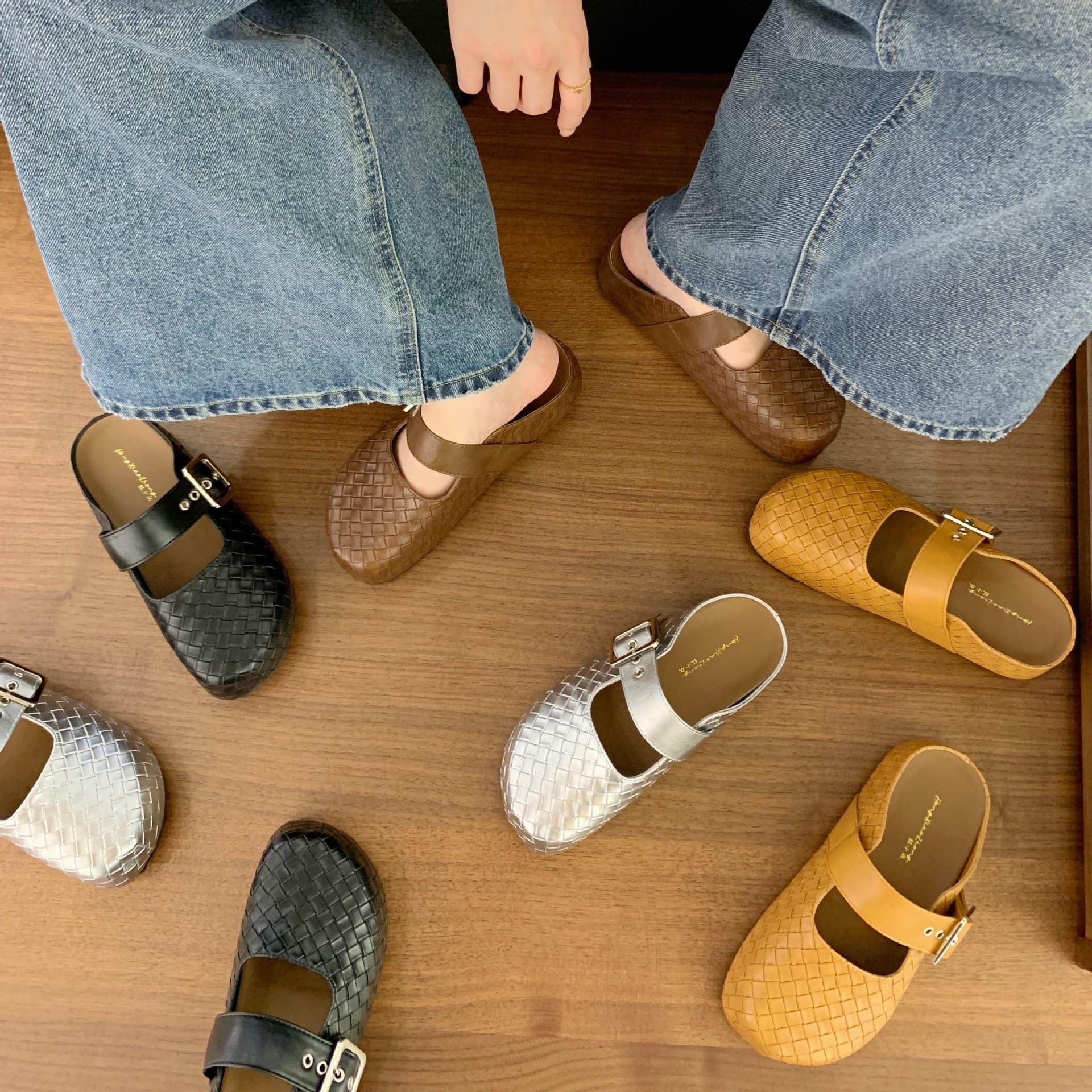 Soft Sole Korean Style Grandma Shallow Mouth Flats for Women with Dresses 2026 Flat Lazy Shoes Slip-on Commuting Loafers Trendy