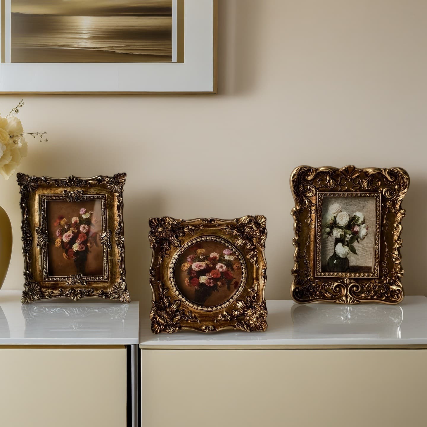 Resin Photo Frame Vintage Embossed Gold Picture Frame Round Square Tabletop Wedding Photo 6-inch Wall Hanging Decor
