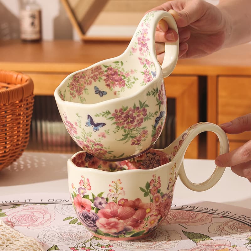Vintage Style Floral Ceramic Mug Afternoon Tea Cup Exquisite Curved Handle Cup Birthday Gift for Her Gift Box