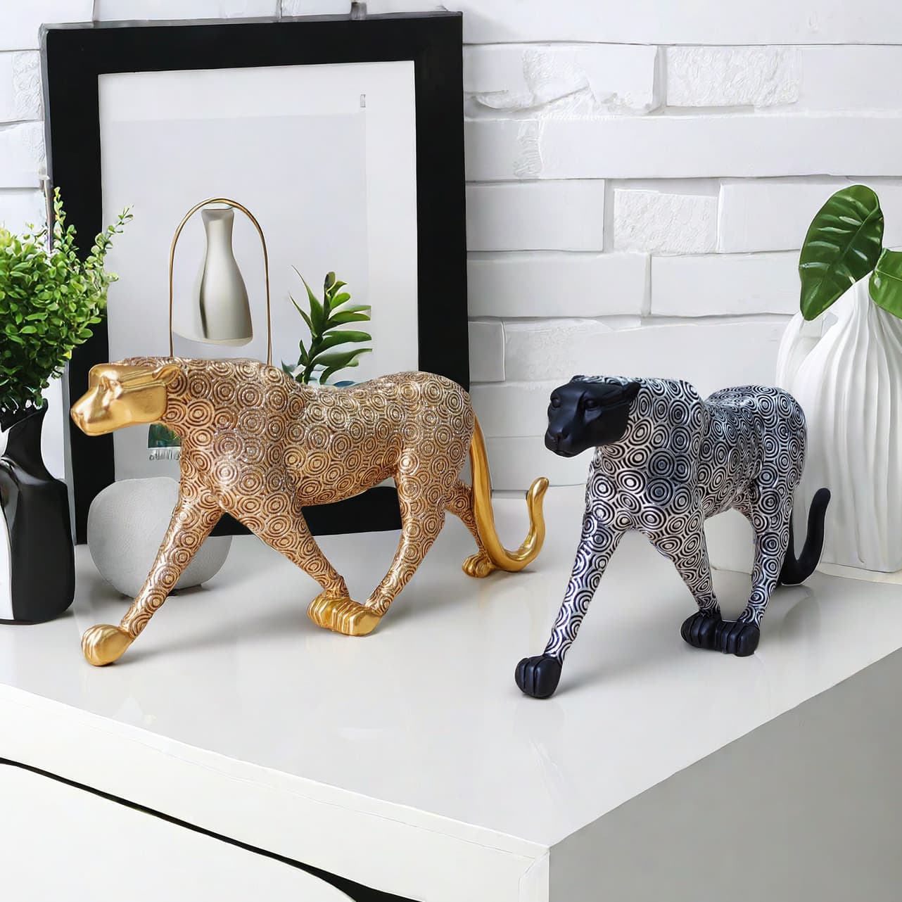 Cross-border Modern Minimalist Sprinkle Leopard Home Decoration Living Room Office Desktop Ornament Resin Craft