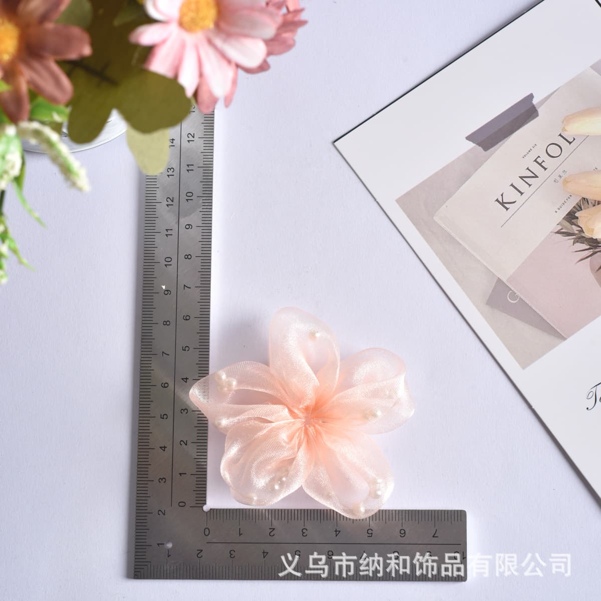 Luxury Delicate Imitation Pearl Shiny Organza Five-Petal Flower DIY Handmade Hair Accessory Brooch Garment Accessories