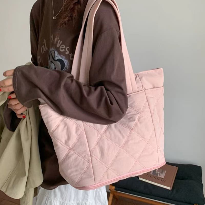 Large-Capacity Quilted Down Shoulder Bag for Women, Stitched Tote Bag, Expandable and Pull-Out Suitcase, Travel and Commuting Bag
