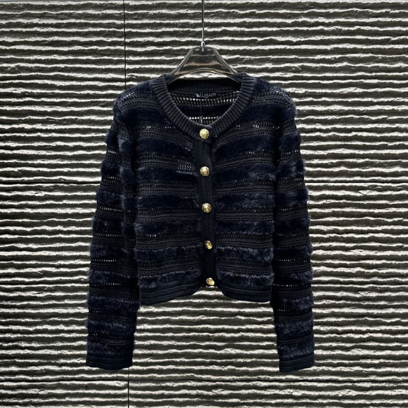 B25 autumn/winter new solid color hollow-out temperament style gold button socialite knit cardigan