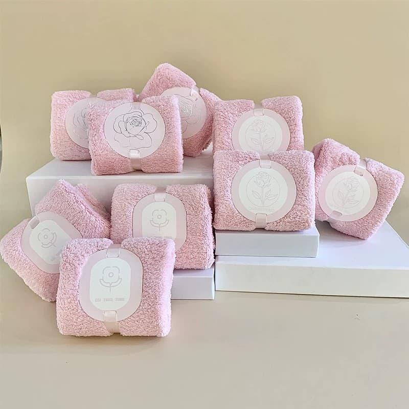 Coral Fleece Wedding Banquet Gift Set with Towel - Soft Absorbent Card Square Cloths, School Small Towels