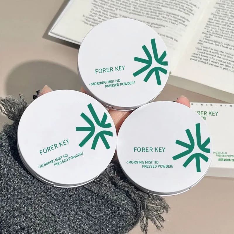 Flower-inspired powder compact, long-lasting makeup setting, oil control, non-fading, loose powder, specially designed for combination/dry/oily skin, touch-up and blurring, affordable and authentic.