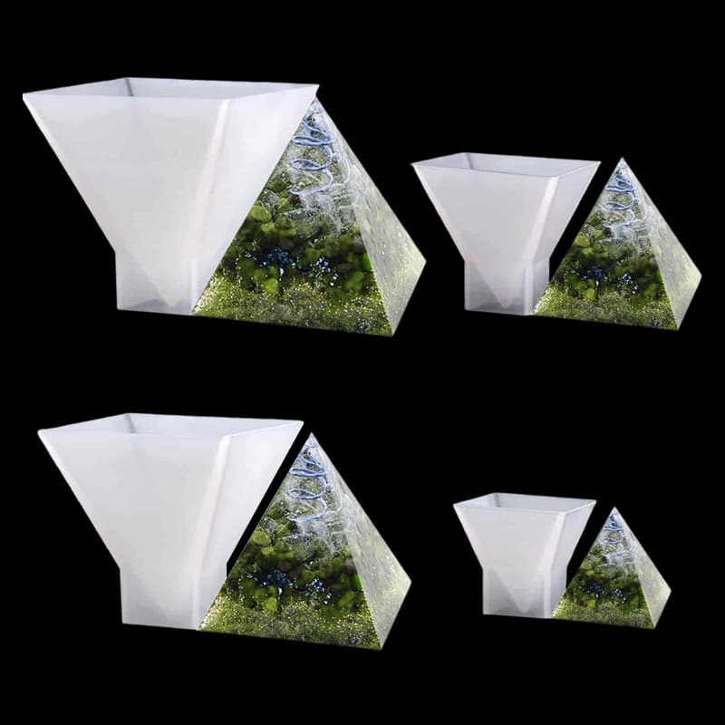 Amazon DIY Crystal Epoxy Resin Large Pyramid Resin Mold Triangle Dried Flower Centerpiece Silicone Mold Wholesale