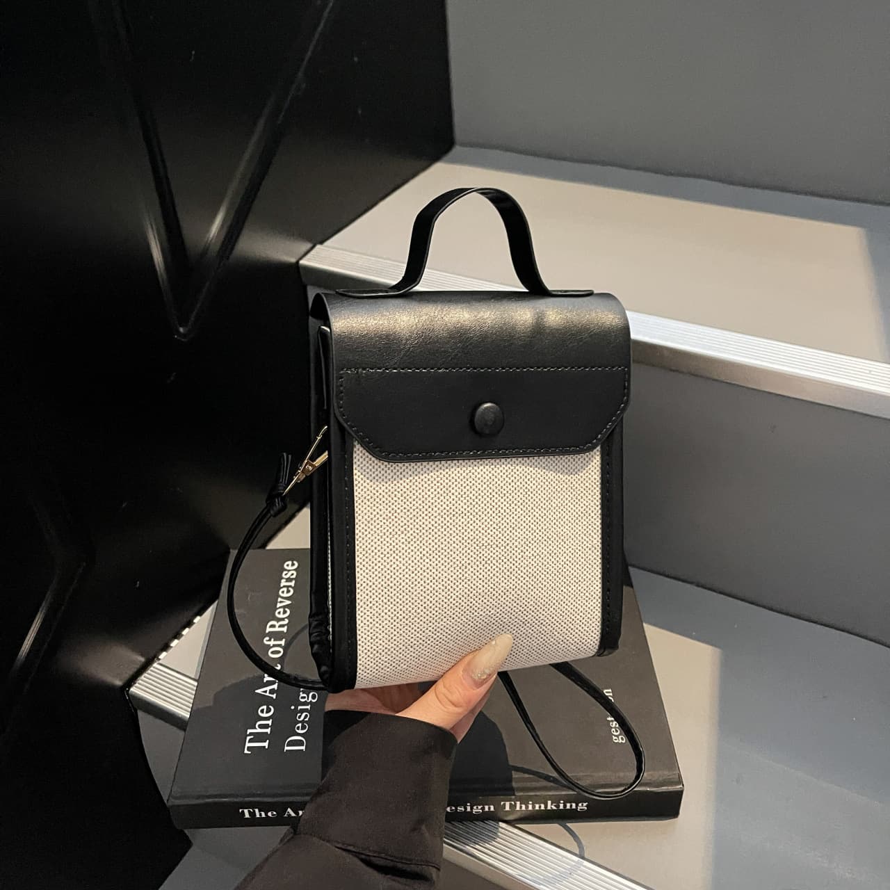 Women's Luxury Chic 2024 Summer New Style Crossbody Small Square Bag Versatile Wholesale Export Bags