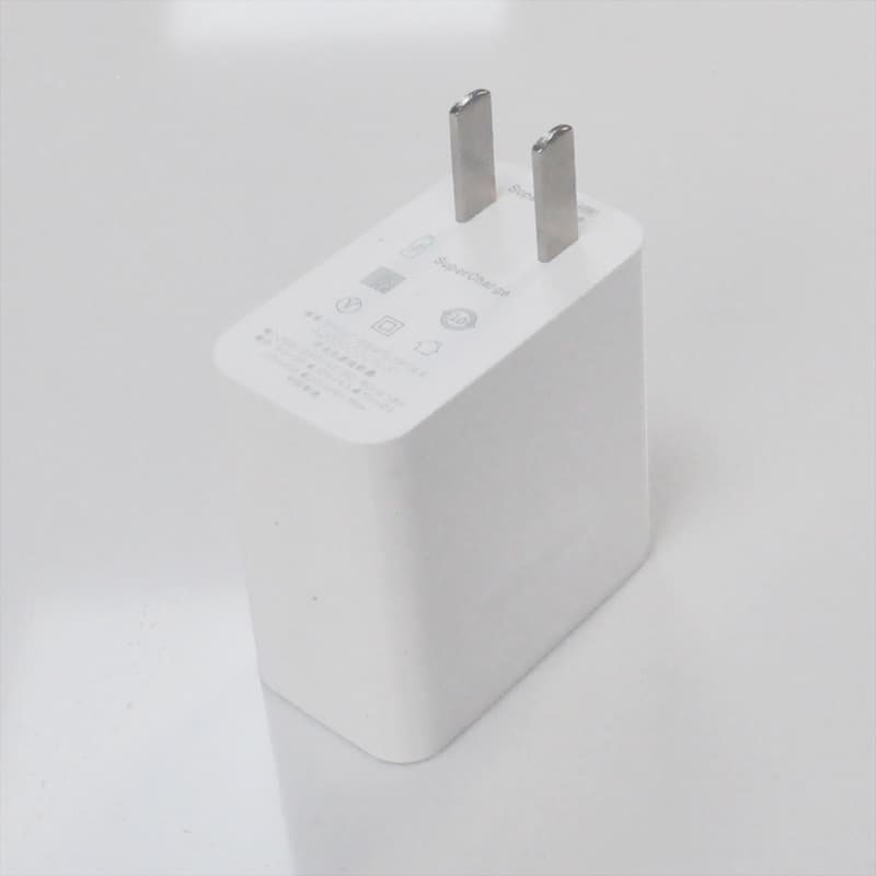 66W Fast Charger Compatible with Apple Android Huawei Vivo S16 Phone Charger Type-C Universal