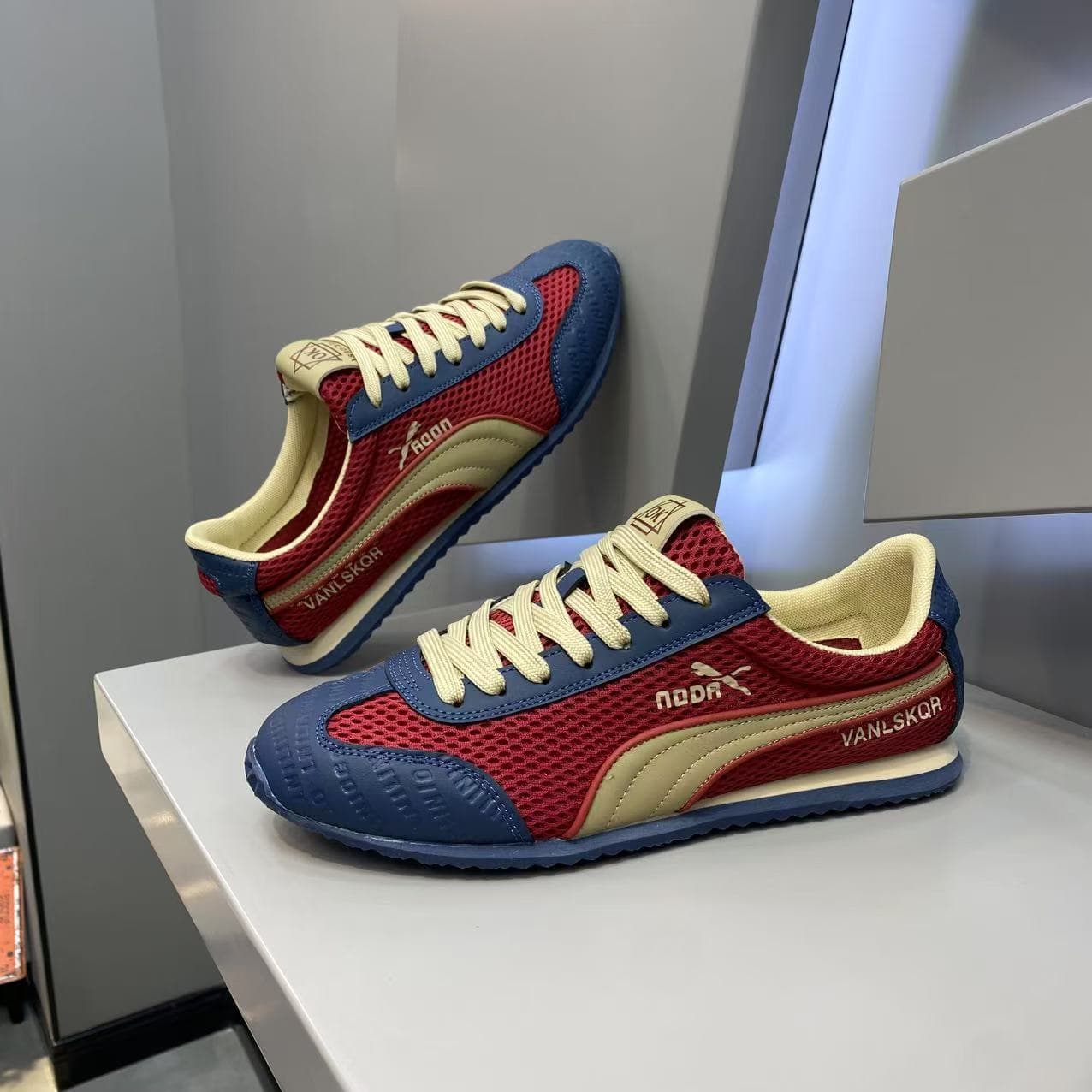 Men's Spring 2026 New Casual Sports Shoes Thick Sole Heightening Trendy Versatile Canvas Shoes