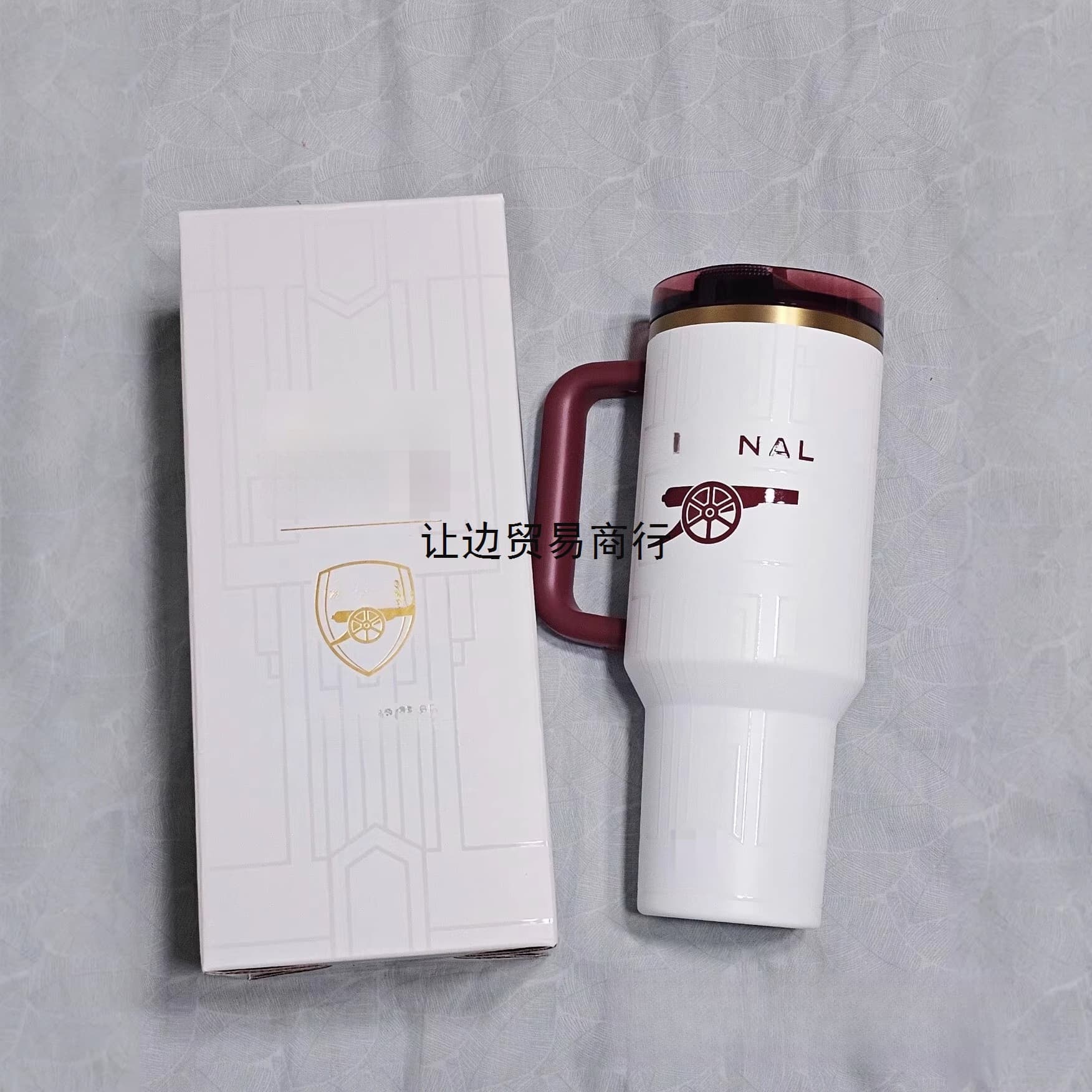 Cross-Border In-Stock Messi White Insulated Cup Arsenal Paris Saint-Germain Football Cold-Keeping Portable Straw Water Bottle