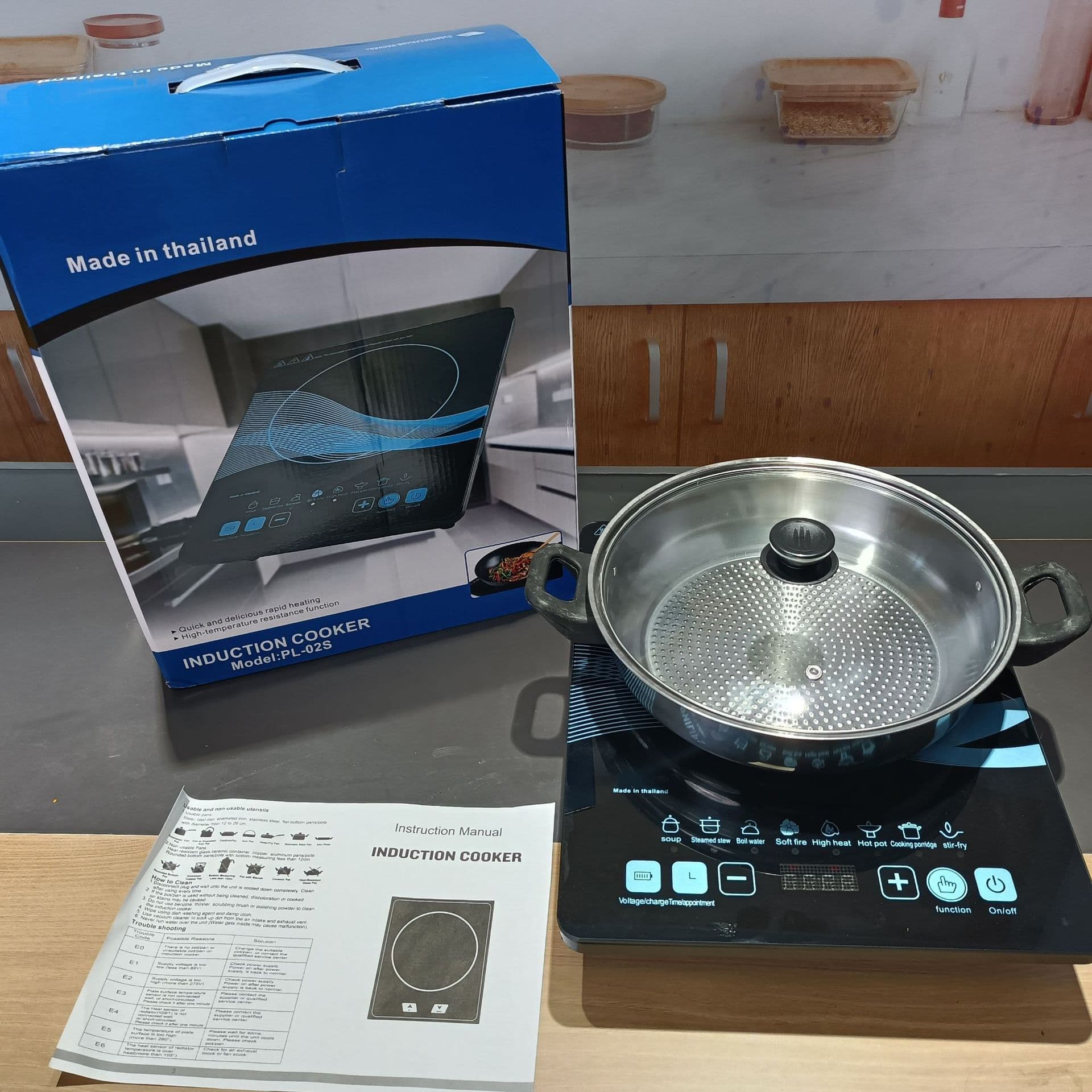 Export Household Induction Cooker Smart Touch High Power Multi-function Cooking Electric Hot Pot Factory