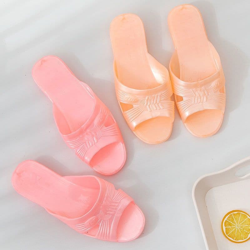 Women's Slippers for Summer Indoor Outdoor Wear PVC Soft Bathroom Slippers Non-Slip Plastic Slippers Wholesale