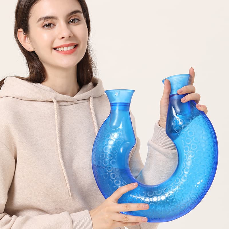 U-shaped transparent PVC hot water bottle specifically for neck and shoulder warm compress, cervical relief