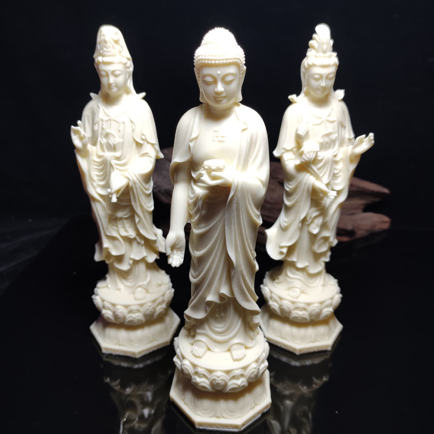 Ivory Nut Carved Western Three Saints: Mahavairocana, Mahasthamaprapta, and Avalokitesvara Bodhisattva 20*6*5.5cm Ornament Wholesale