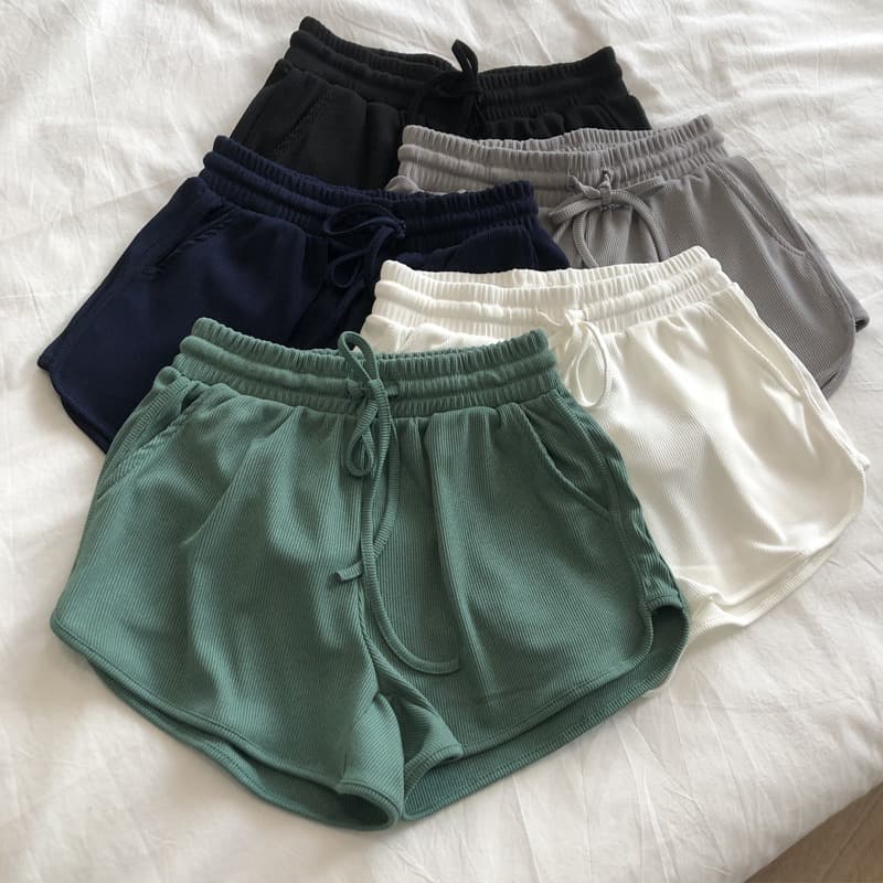 Ice Silk Threaded Shorts Women's Summer Korean Style Loose High Waist Wide Leg Pants Elastic Sports Pants Slim Fit Hot Pants Women's Clothing
