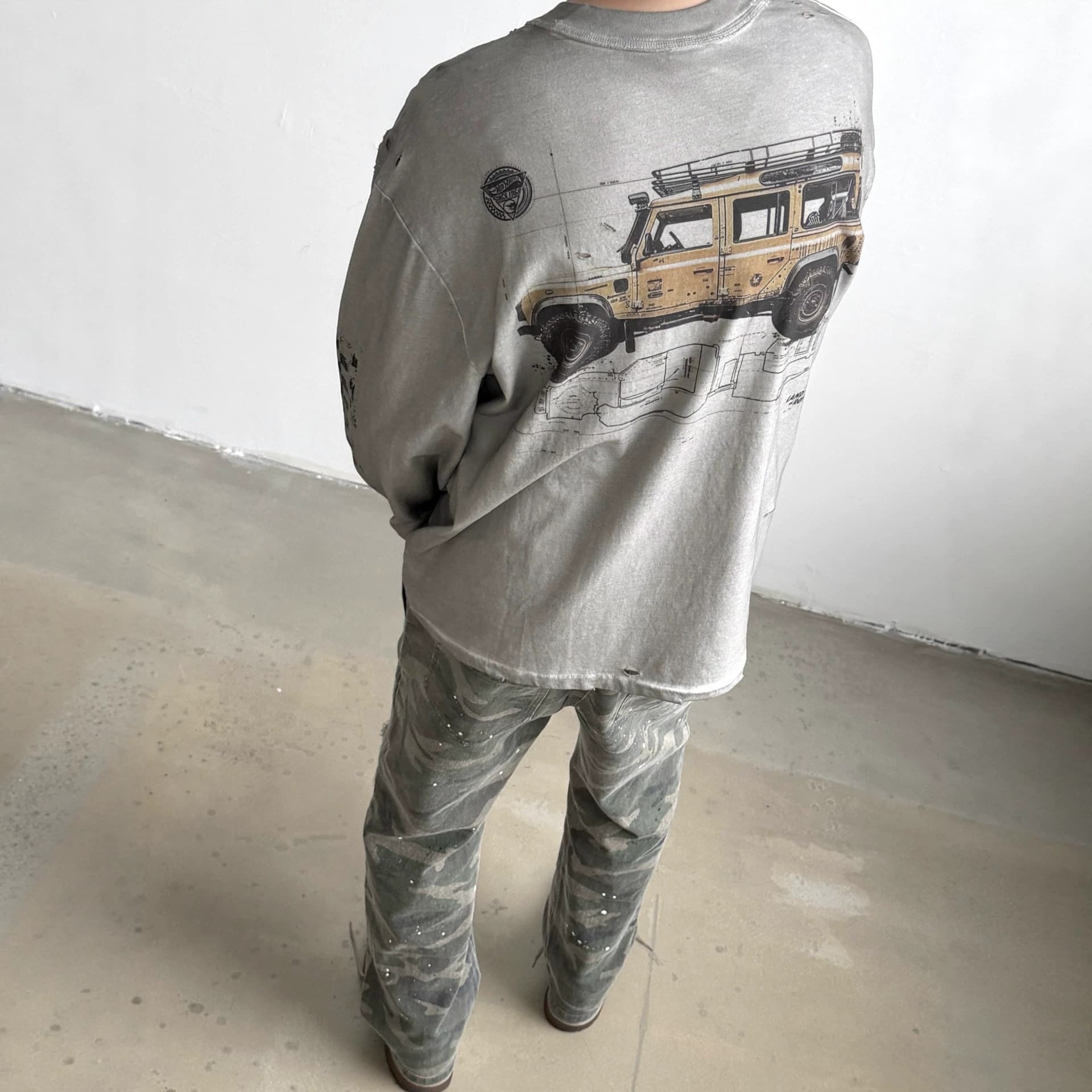 Saint x HOT WHEELS Hot Wheels x Land Rover Defender three-party joint long-sleeved T-shirt