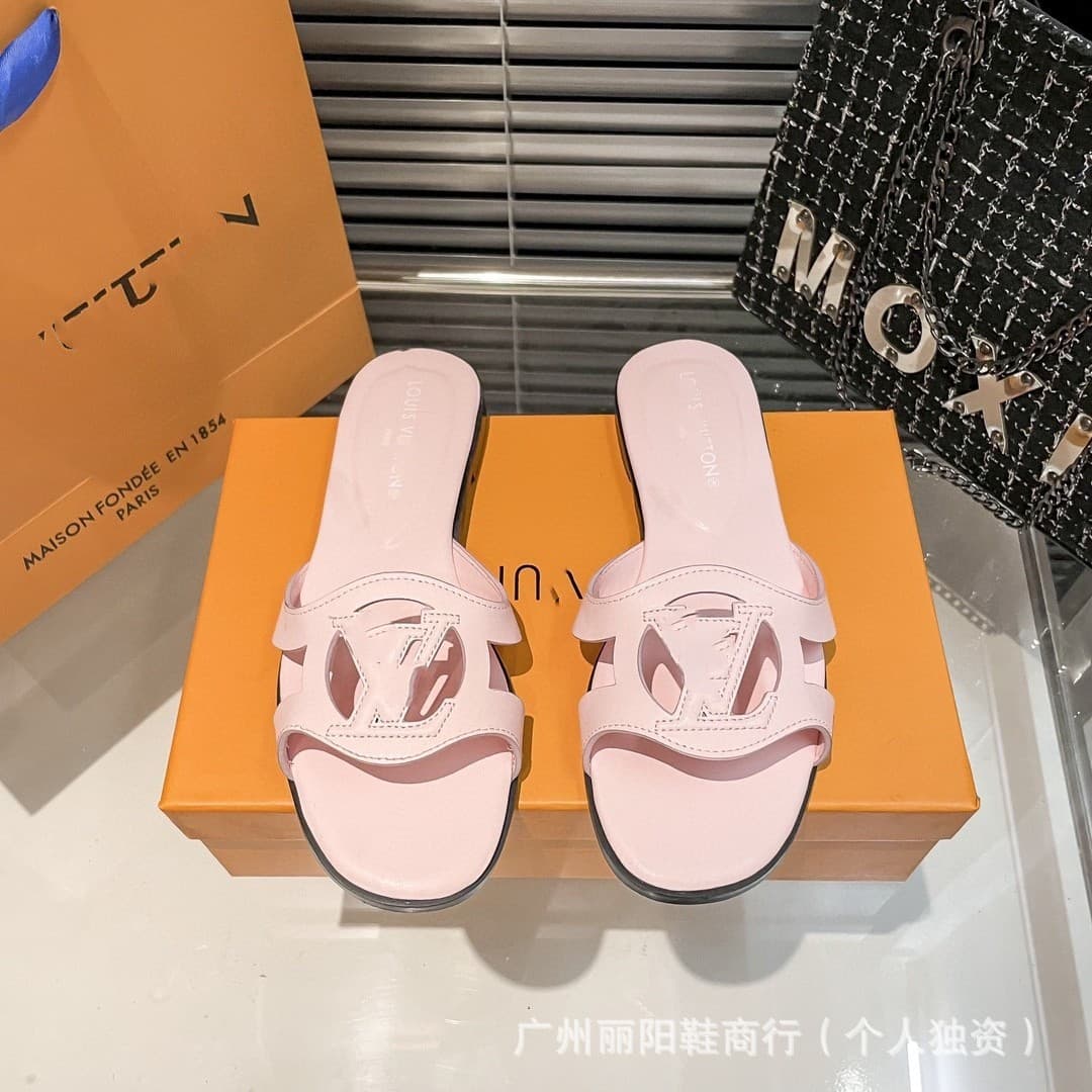 In Stock! 2025 New Flat Bottom Flat Heel Sandals for Women, Candy Hollow Letter One-Strap Slippers