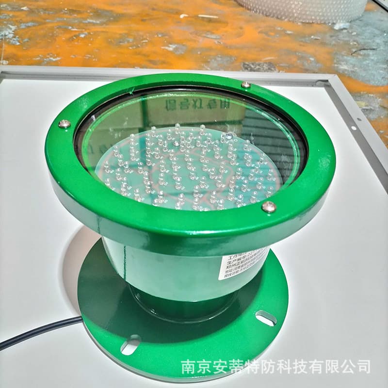 Manufacturer supplies bridge pillar lights, bridge warning lights, special bridge and culvert bridge pillar lights, river channel bridge pier anti-collision lights.