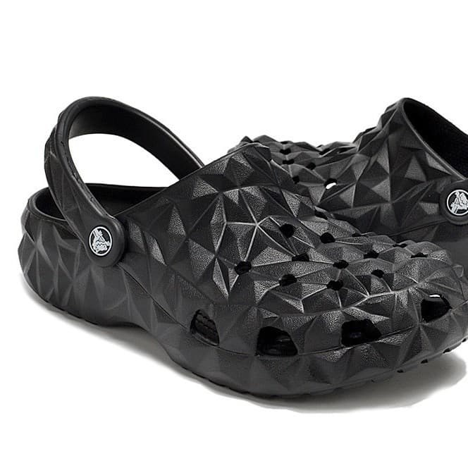 Crocs Cloud Thick Sole Cross Clog Women Comfort Heightening Anti-Slip Fashion Unisex Sandals Crocs
