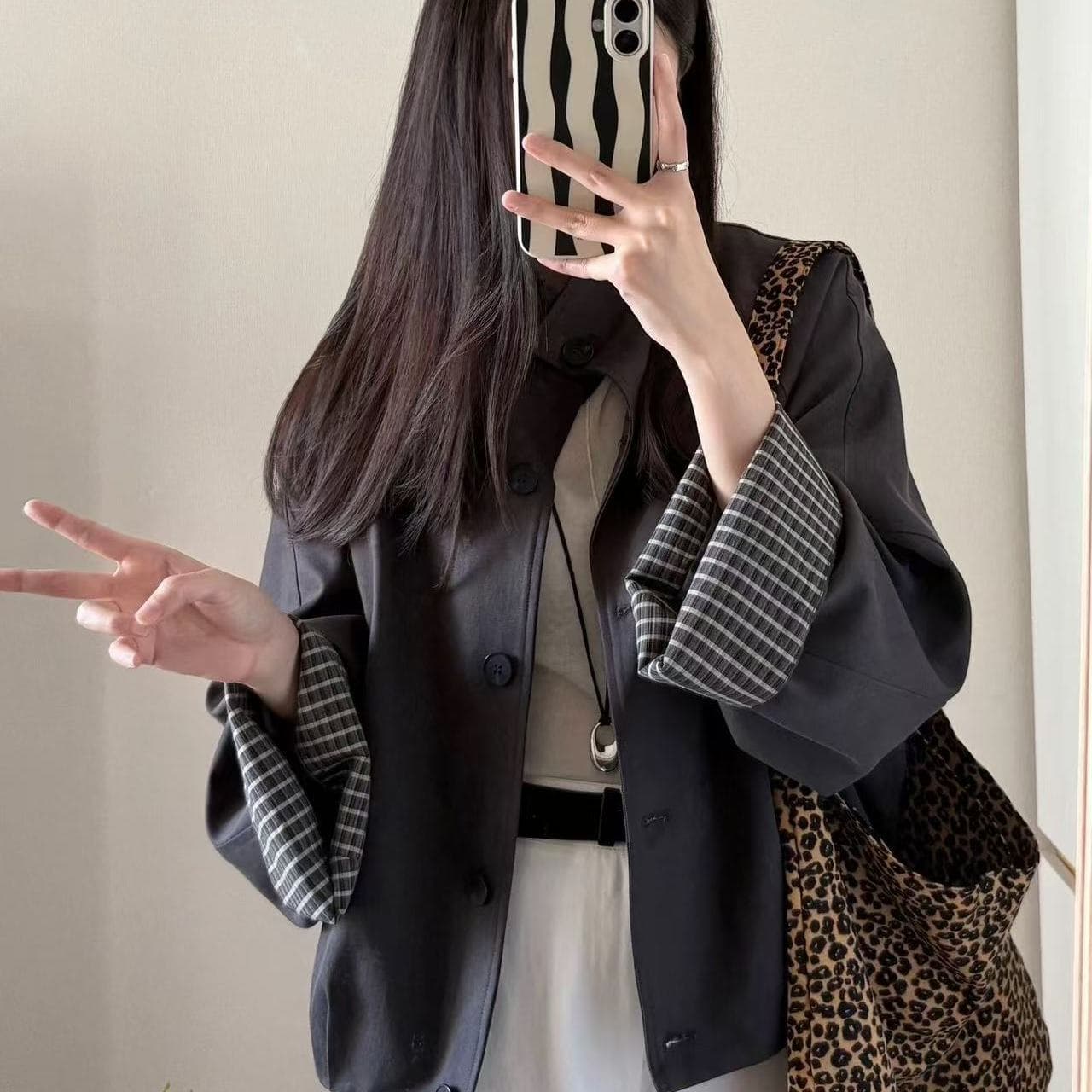 New Trench Coat with Plaid Patchwork, Loose Fit for Petite Figures, Commuter Casual Style for Spring and Autumn