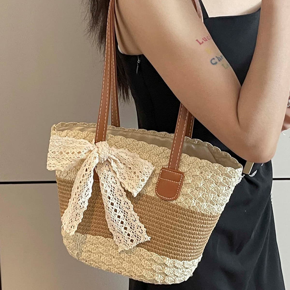 Summer Seaside Woven Women's Basket Bag 2026 New Fashion Vacation Beach Bag Ins Style Water Bucket Straw Bag