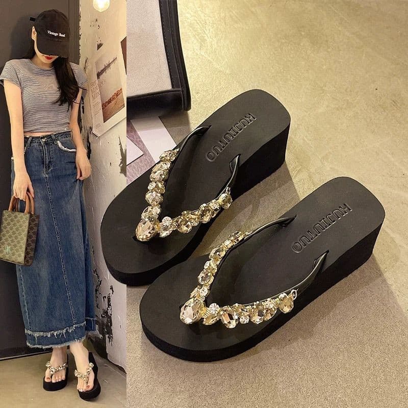 Crystal Rhinestone Thick Sole Sandals for Women Summer 2026 New Style Platform Flip Flops Beach Slippers