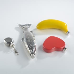 304 Stainless Steel Mini Fish Flask Banana Love Shape Liquor Bottle Novelty Flask for Amazon Cross-Border Supply