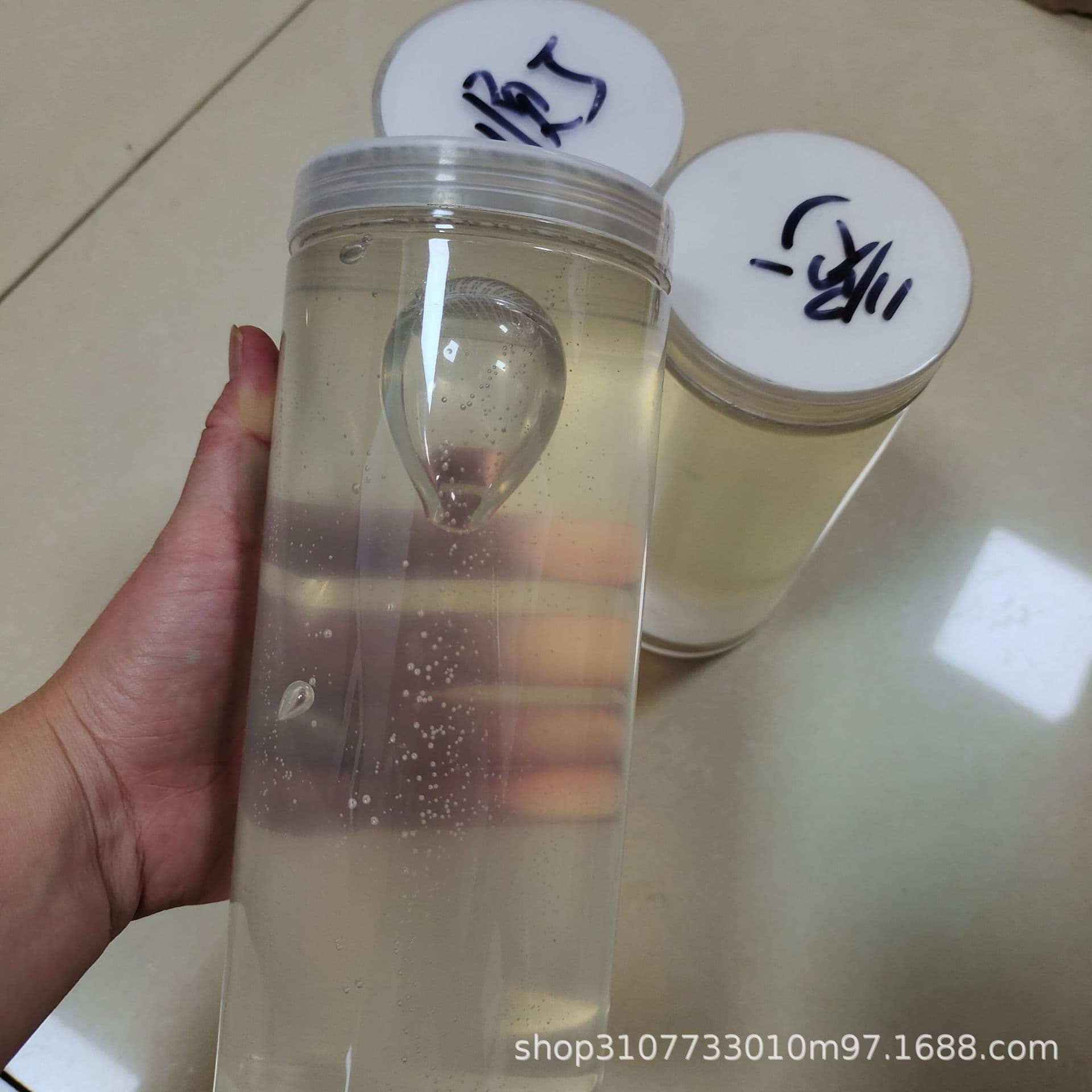 High flow liquid polybutadiene rubber, cis-polybutadiene 10,000 molecular weight, good dimensional stability