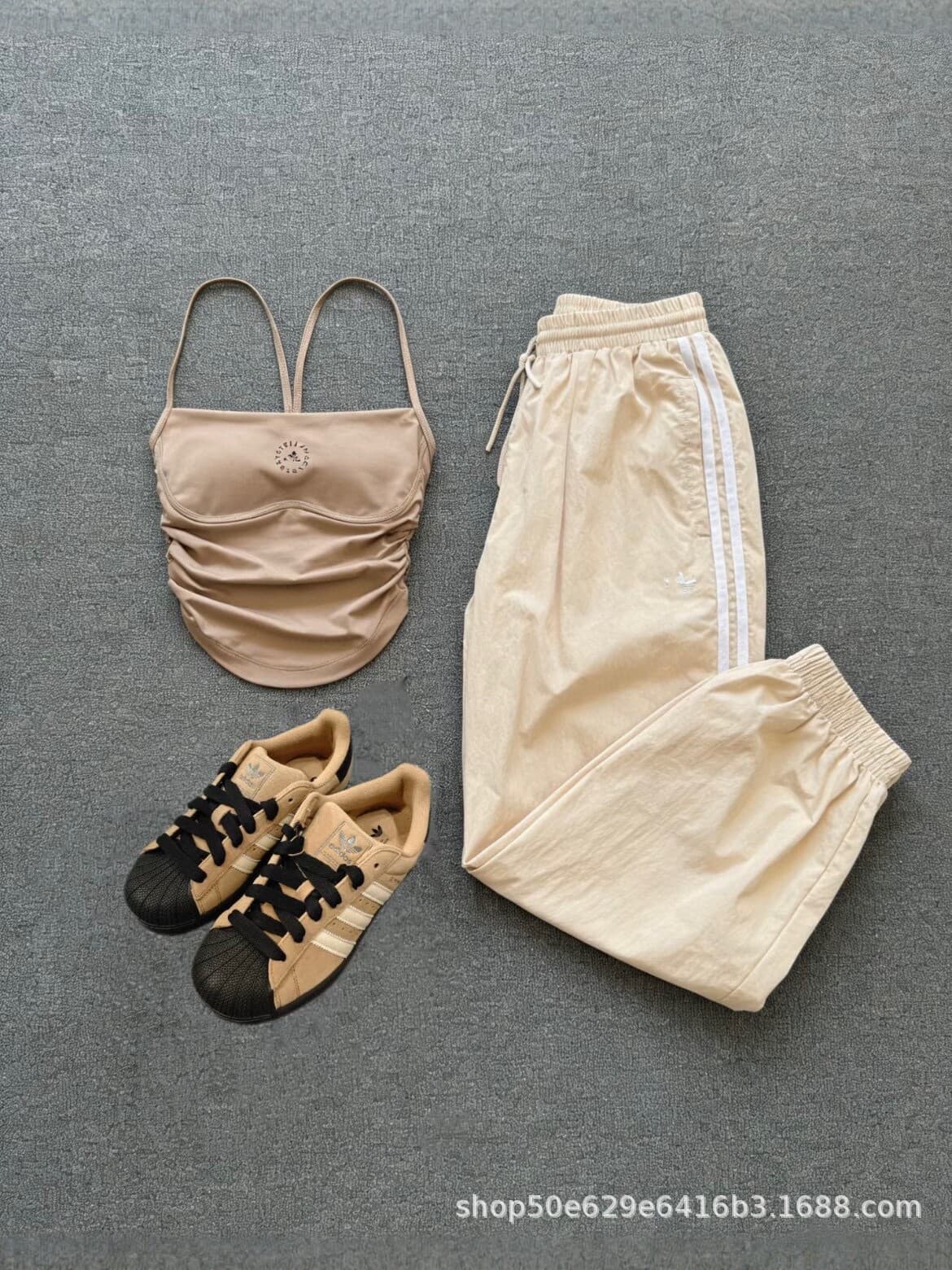 Song Yuqi Same Style Slim Fit Camisole Vest Women Summer New Beige Sporty Set Casual Versatile Fashion
