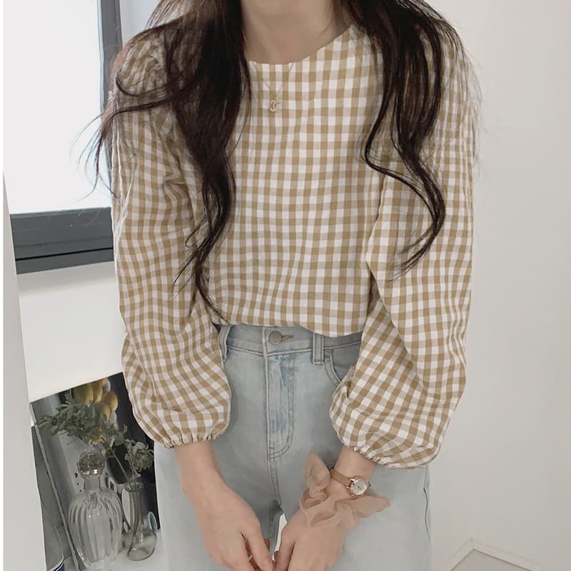 2024 New Spring Autumn Chic Hong Kong Style Retro French Plaid Top Designer Niche Checkered Shirt Women Long Sleeve