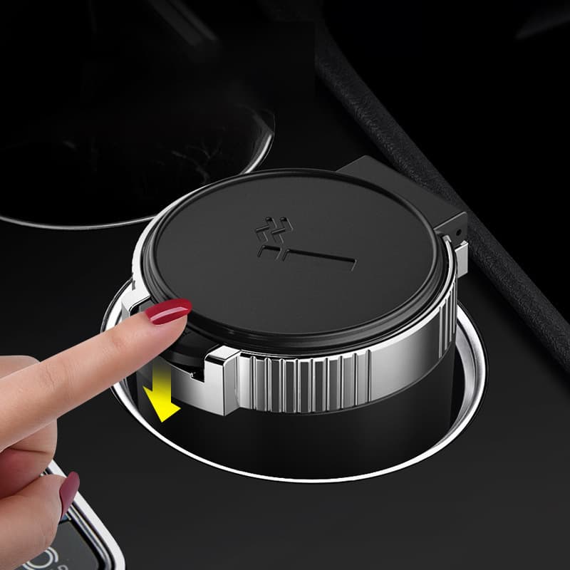 Car ashtray, car metal flame retardant liner, smoke extinguishing tank, anti-fly ash with lid, LED with light, car ashtray