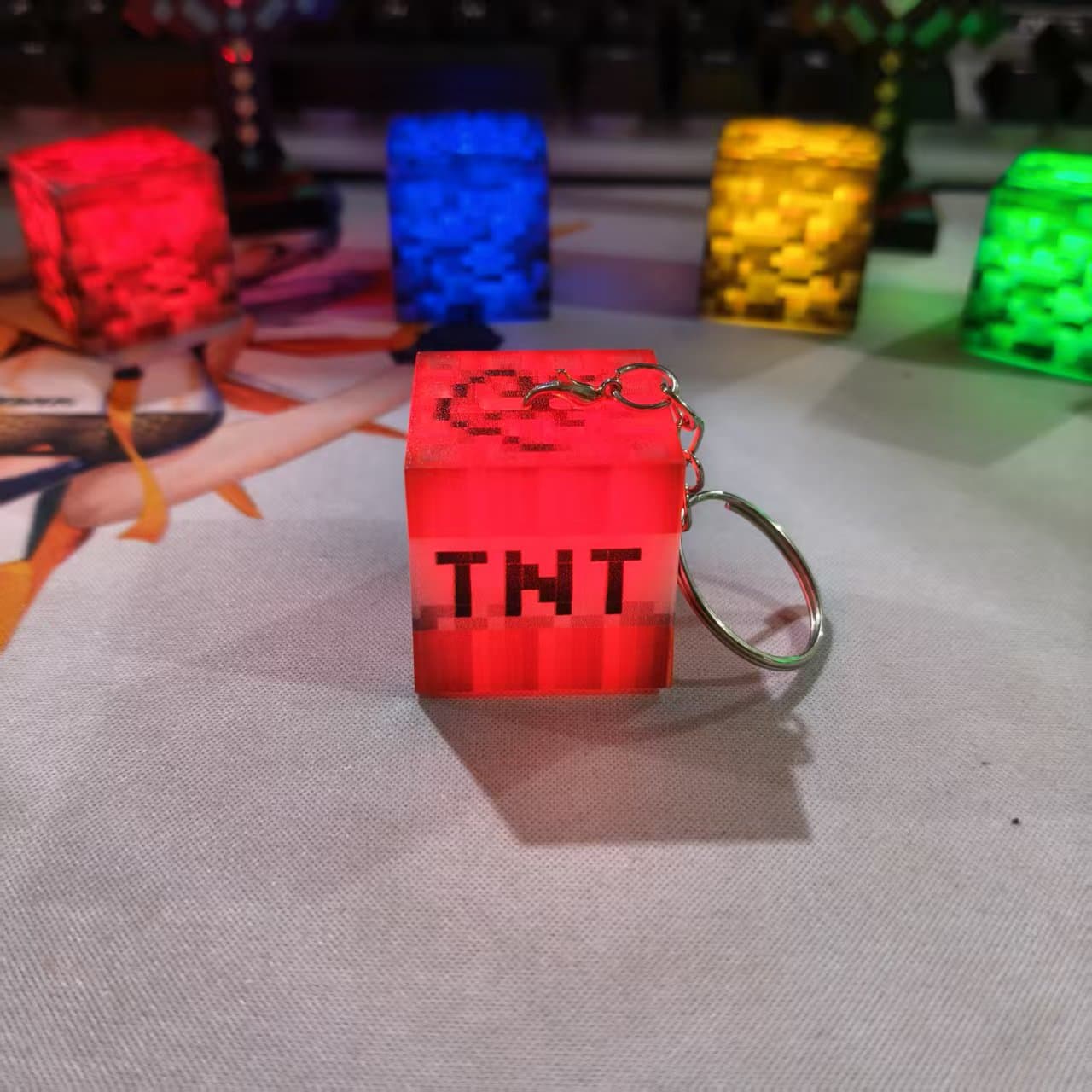 Minecraft peripheral pixel block character toy models can light up and shine, schoolbag pendants, keychain gifts