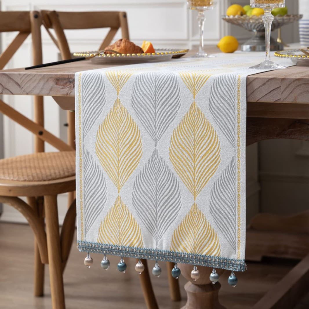 Qixin Jacquard Table Runner Yellow Leaf Contrast Color Tablecloth for Festive Coffee Table Bed Flag TV Cabinet