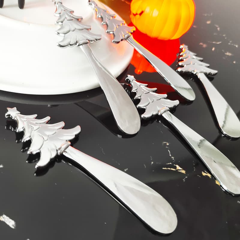 Christmas tree zinc alloy cheese knife, Christmas-shaped butter scraper, cake maker, toast cheese knife, scraper artifact