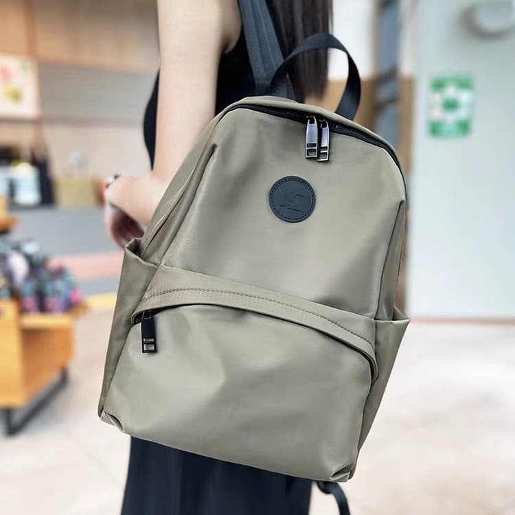 Commuting Computer Oxford Backpack for Women 2025 New Large Capacity Leisure Travel Versatile Backpack Lightweight Waterproof for Men