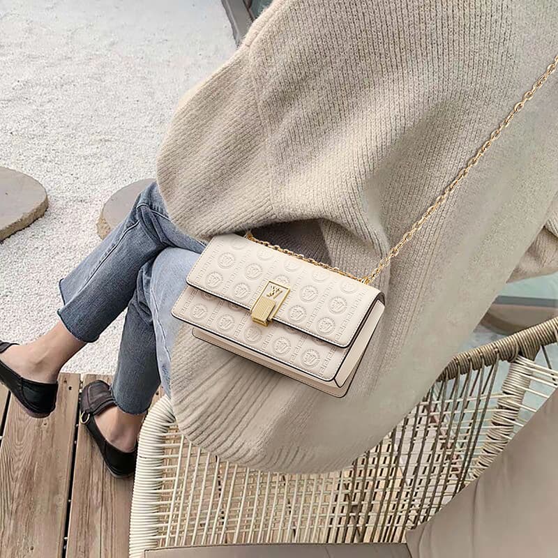 2026 New Spring/Summer Genuine Leather Women's Bag Embossed Flap Crossbody Bags Shoulder Bag Fashion Chain Bag