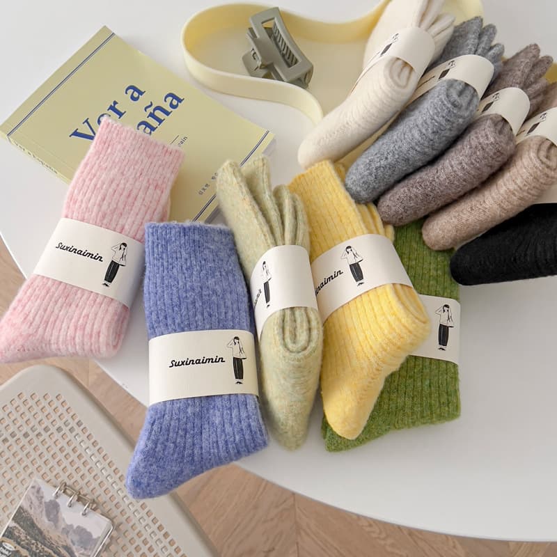 suxinaimin Japanese style drawstring socks, autumn and winter thickened solid color warm wool mid-calf socks, retro slouch socks for women
