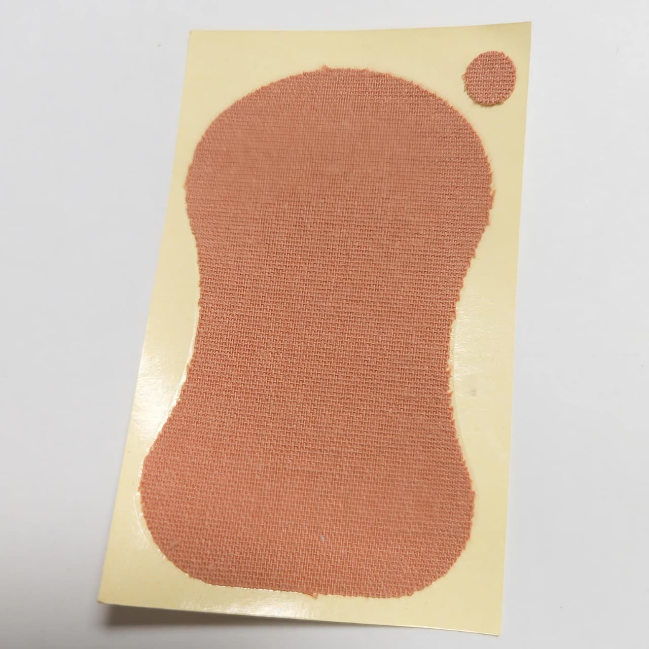 Cross-border wholesale summer disposable underarm sweat-absorbing pads, invisible moisture-proof breathable foot sole sweat-stopping cushions.