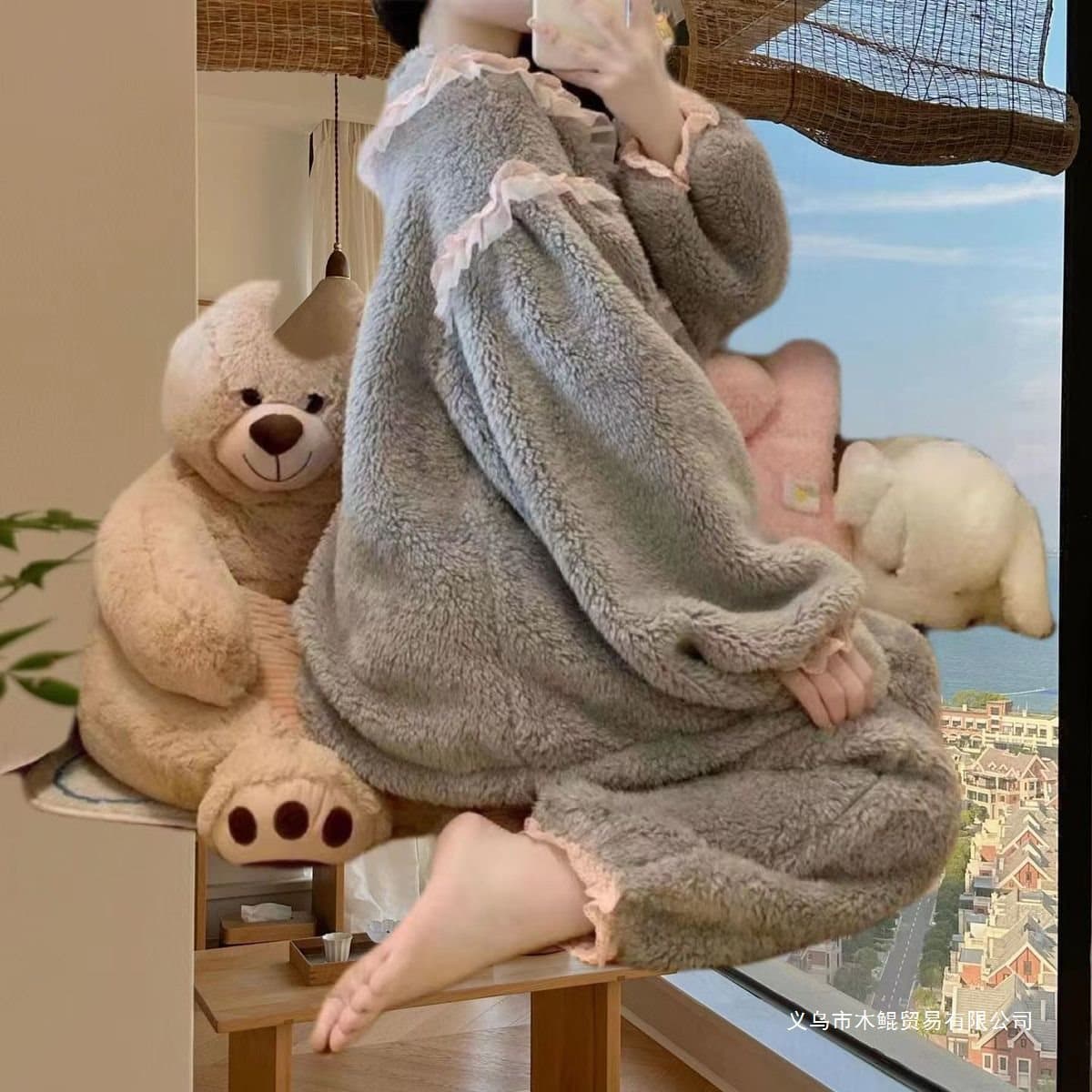 2025 Sweet Autumn/Winter New Style Pullover Pajamas for Women, Stylish and Warm Home Set, Super Sweet and Girly Coral Fleece