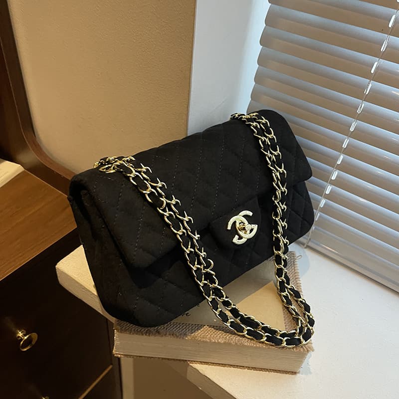 Fashionable women's rhombus chain bag autumn versatile hand-carrying crossbody bag small fragrance commuting armpit shoulder bag foreign trade