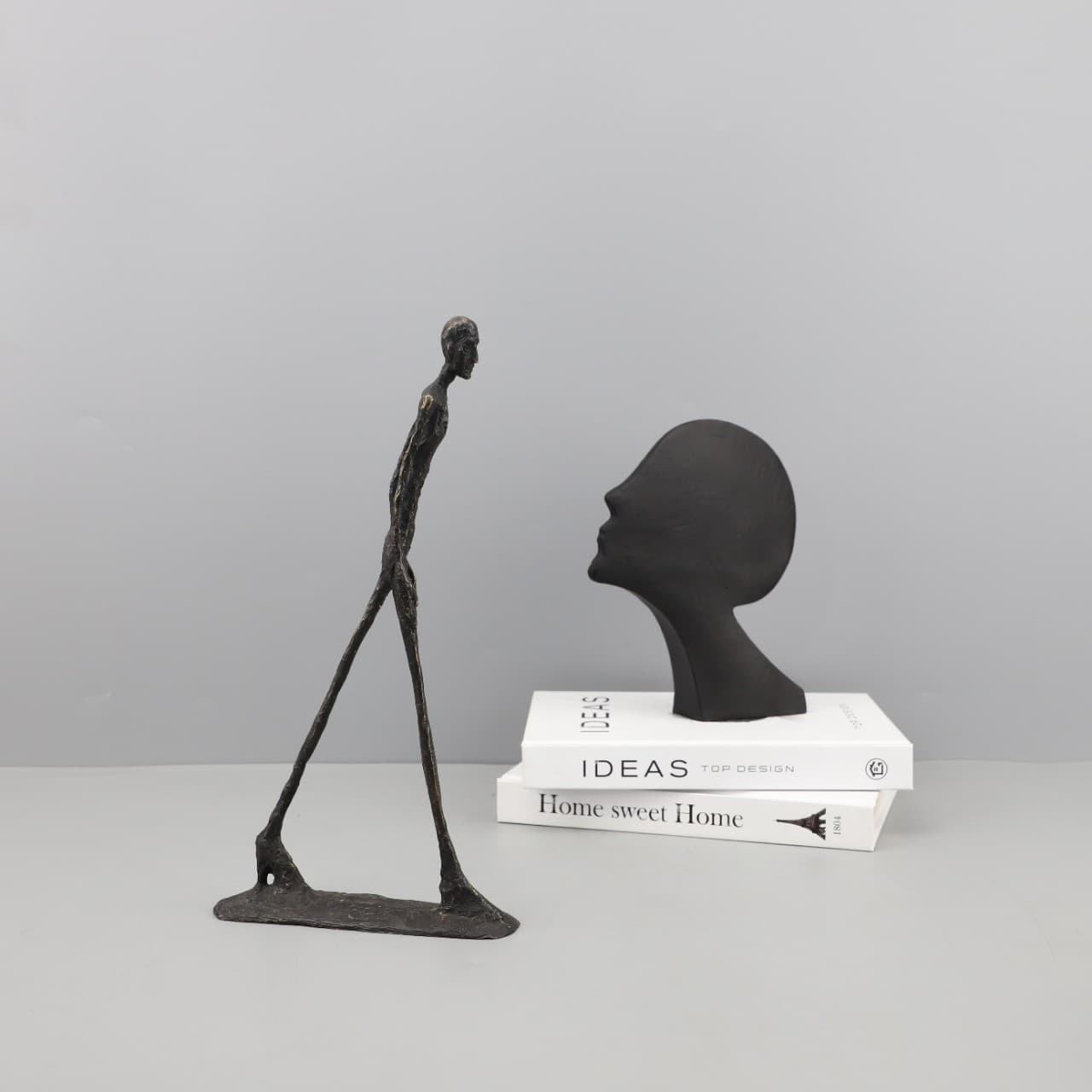 Modern Minimalist Cast Iron Creative Ornaments Human Figure Living Room Bedroom Entrance TV Cabinet Study Room Home Decorations