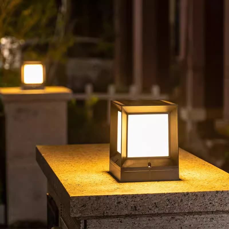Solar Column Light Outdoor Gate Pillar Light Villa Waterproof Dual-Use Courtyard Fence Light High-Brightness Lawn Light