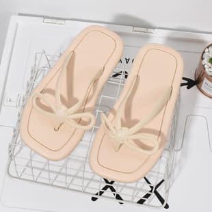 Internet Celebrity Summer Girl Princess Style Butterfly Knot Flip Flops for Women Outdoor Wear Home Slippers Thick Bottom Flip Flops
