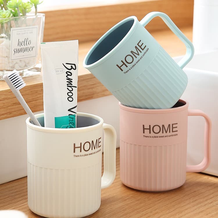 Creative Two-Tone Mouthwash Cup Household Toothbrushing Plastic Cup with Handle Contrast Color Cup Toothbrush Cup Couple Cup Wholesale