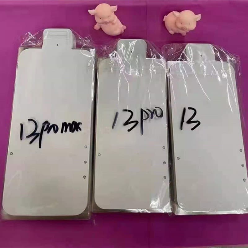 New screen protector for iPhone 17 Pro Max and Apple 16 Pro phones, 13-inch mini size, factory direct stock.