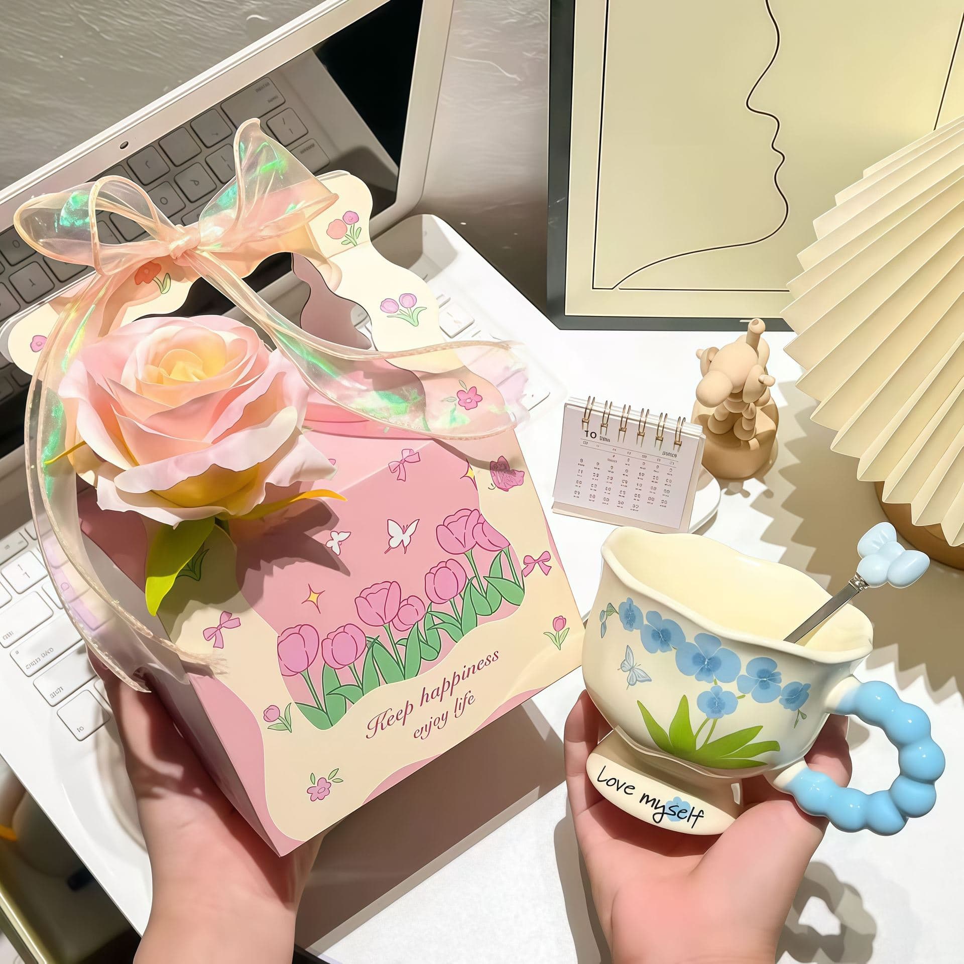 38th Women's Day Gift Ceramic Cup Birthday Gift for Girls Flower Mug Gift for Teacher Souvenir Cup